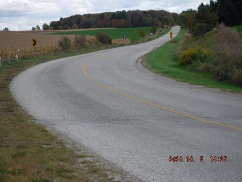 Curve along Bruce Road 6 East 