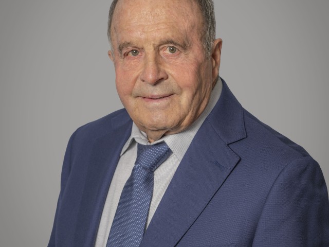 Milt McIver